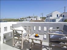 Kythnos Bay Hotel