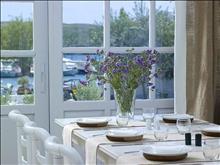 Kythnos Bay Hotel