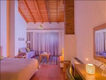 Kaminos Resort