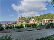 Kaminos Resort