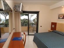 Albatros Hotel