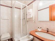Lux Hotel
