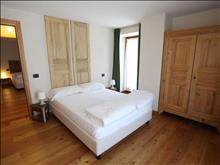 Berthod Apartments