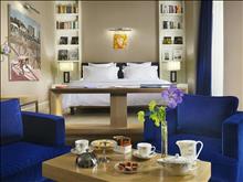 The First Luxury Art Hotel