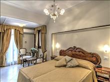 Scandinavia Hotel