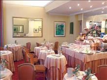 Lloyd Hotel
