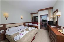 Suncity Beach Club & Hotel