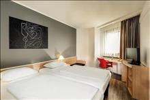 Ibis Hotel