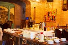 Aivani Hotel