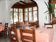 Punta Chiarito Resort Hotel