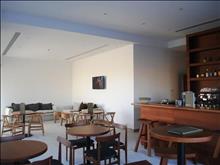 Amphora Hotel & Suites