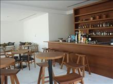Amphora Hotel & Suites