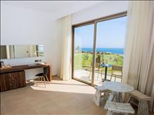 Amphora Hotel & Suites