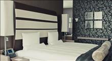 Chirag Plaza Hotel