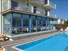 Ascot Hotel