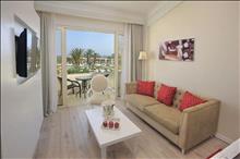 Olympic Lagoon Resort Agia Napa: Honeymoon