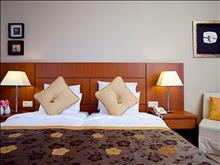 Nepheli Hotel