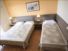 Oceanis Hotel Kavala: Triple Room