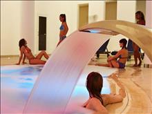 Atlantica Eleon Grand & Resort: Internal Pool