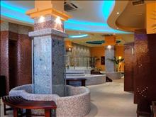Alexandros Palace Hotel & Suites