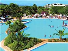 Aquila Rithymna Beach Hotel: Main pool with sea water
