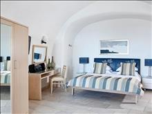 Adamant Suites