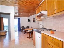 Kyveli Hotel Apartments