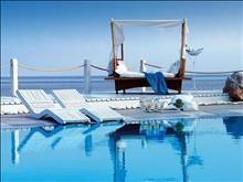 Kivotos Hotel